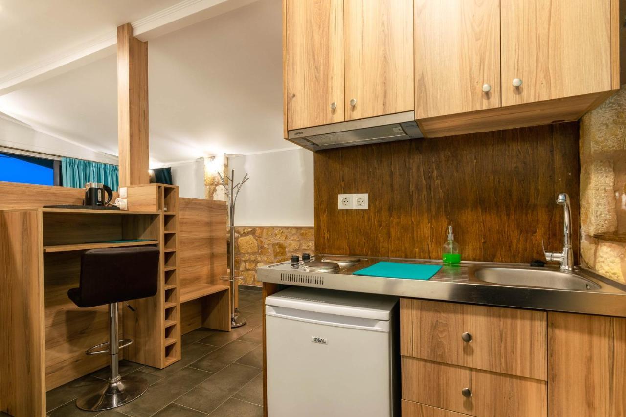 Georgia Apartment *